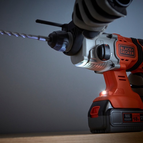 Black and Decker - 18 V akumultorov kombinovan kladivo SDSPlus 40Ah - BCD900M1K