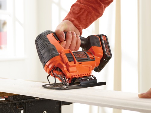 Black and Decker - Pmoar pila 18 V s pedkmitem - BDCJS18