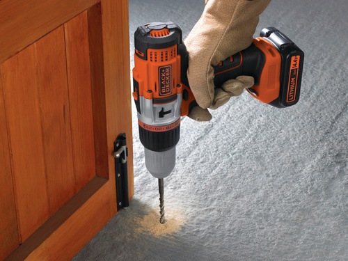 Black and Decker - Vysoce vkonn pklepov vrtaka 144 V LiIon - EGBHP148K