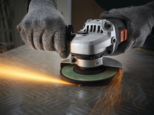 Black and Decker - Bruska 750 W 115 mm - KG711