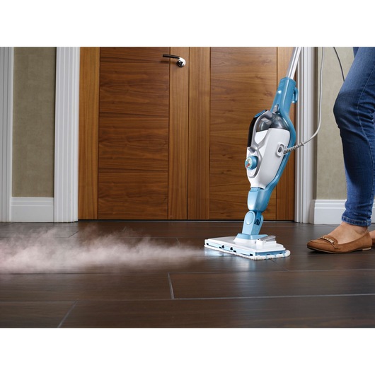 BLACKDECKER FSMH13151SM steam mop cleaning dark tile floor, side angle view